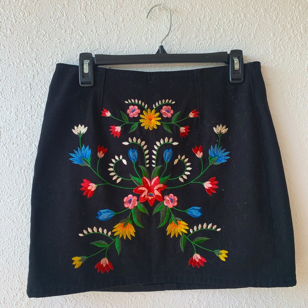 Brand new black skirt with embroidery!